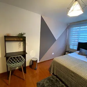  Habitación en casa particular Hermosa Aeropuerto Colombia